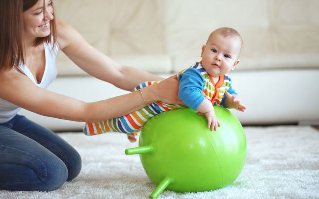 Faut-il faire de la gymnastique à mon bébé ?