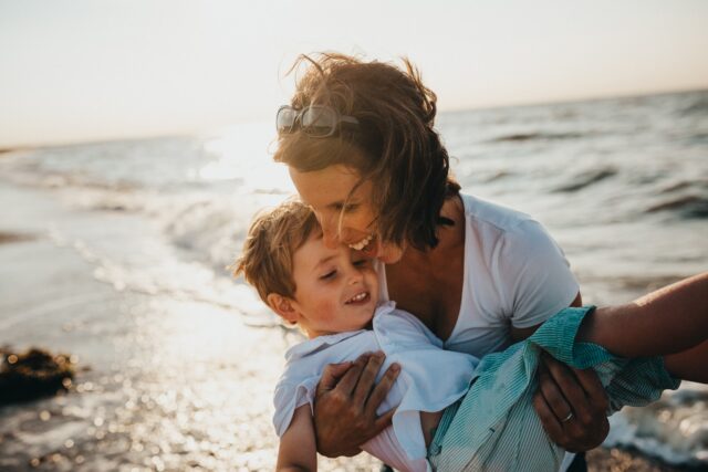 élever un enfant heureux et épanoui