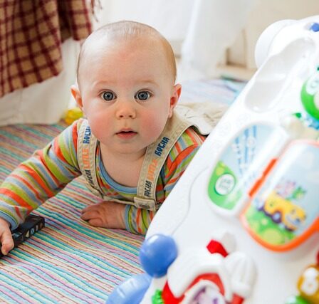 jouets et jeux pour bébé